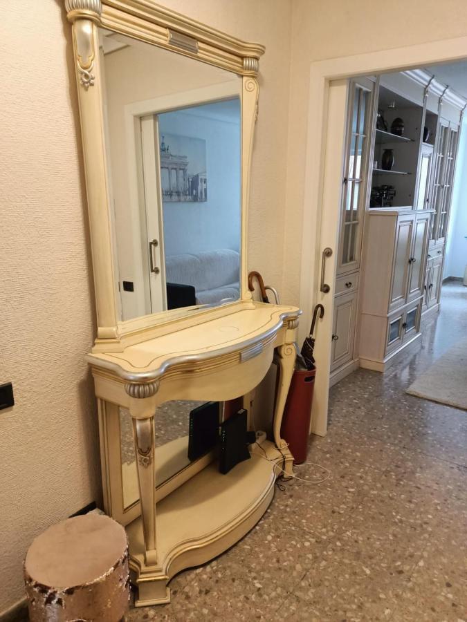 Private Room In A Shared Flat In Castellon Castellón de la Plana Buitenkant foto